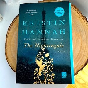 📚Kristin Hannah📚The Nightingale book NEW